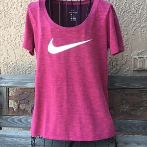 The Nike Tee | Athletic cut Dri-Fit | Heather Magenta | ladies Medium